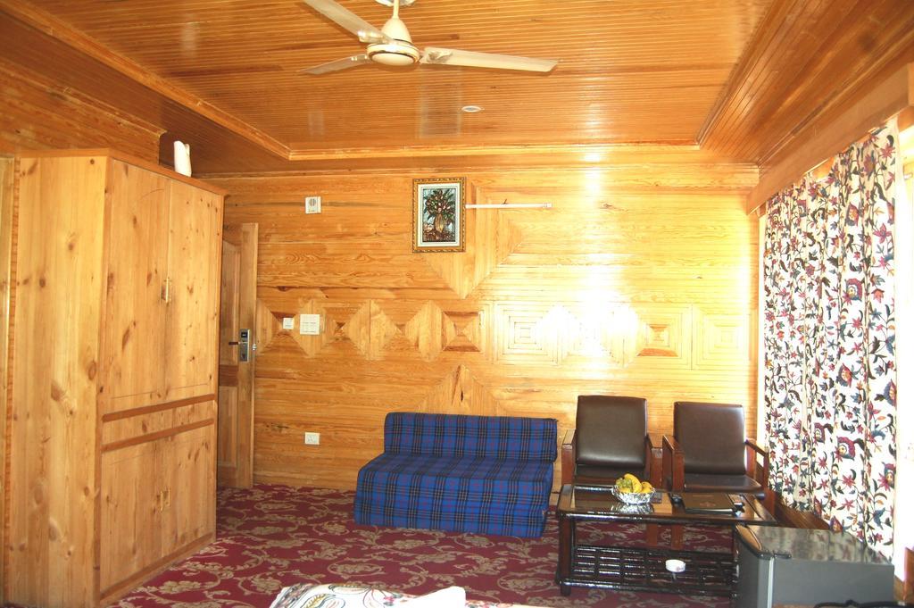 Hotel Paradise Inn Pahalgām Dış mekan fotoğraf