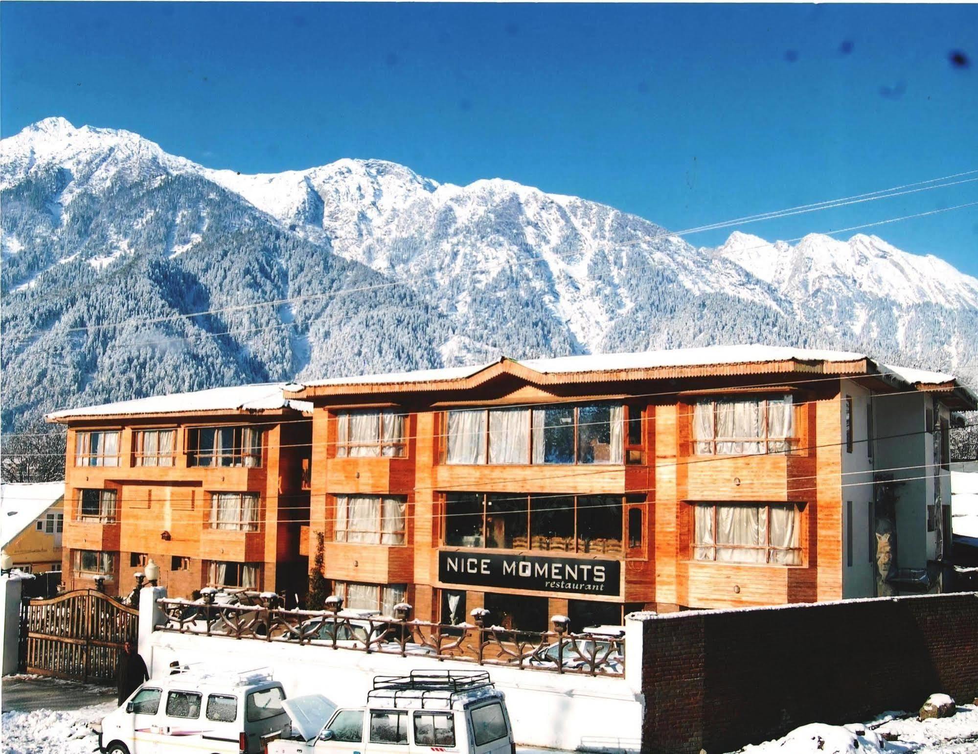 Hotel Paradise Inn Pahalgām Dış mekan fotoğraf
