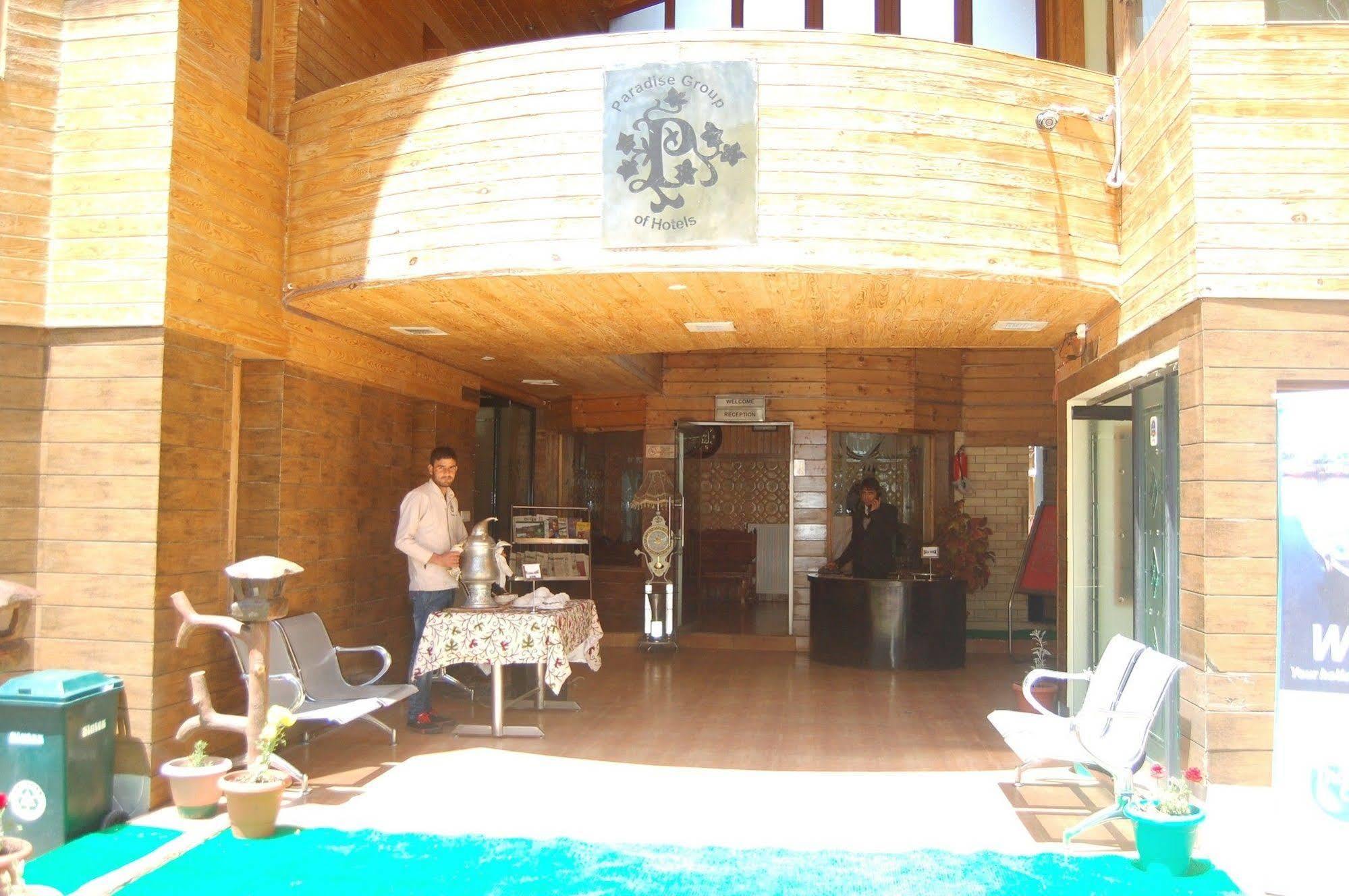 Hotel Paradise Inn Pahalgām Dış mekan fotoğraf
