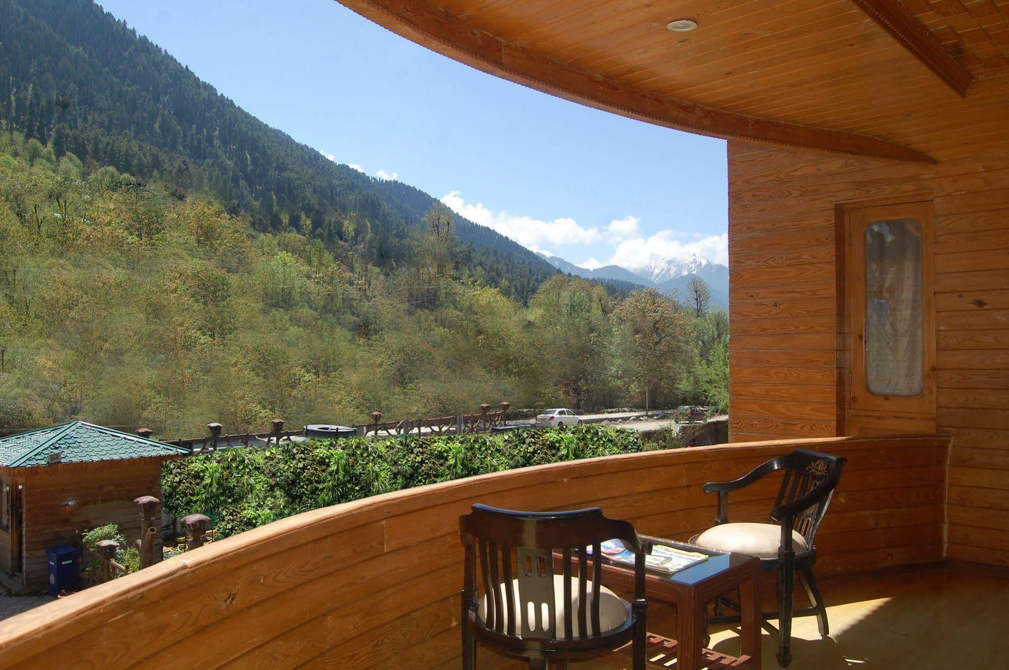 Hotel Paradise Inn Pahalgām Dış mekan fotoğraf